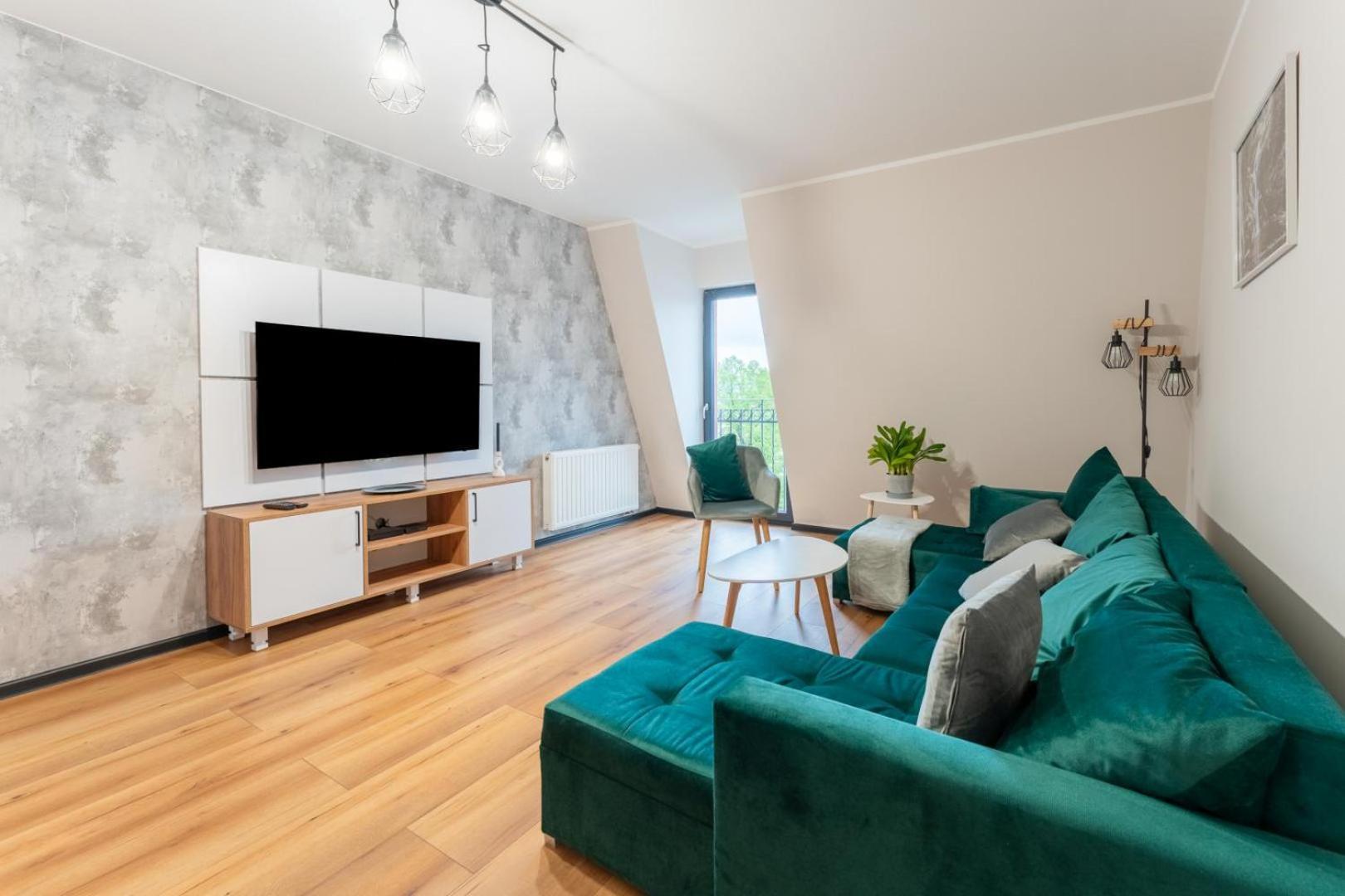 Apartament Przy Baszcie - Z Prywatnym Parkingiem W Centrum - By Spaceapart Jelenia Góra Exteriör bild